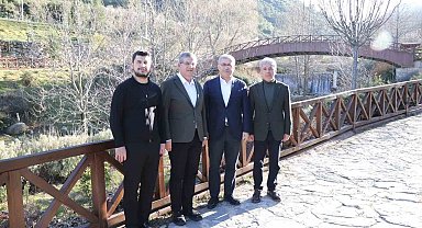 AK Partili Türkmen ve Subaşıoğlu'ndan Denizli'de "Eser Siyaseti" turu