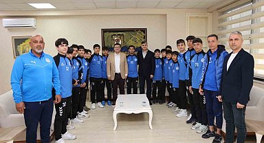 Akdeniz Belediye Spor U-14 Takımı Türkiye Şampiyonası yolunda