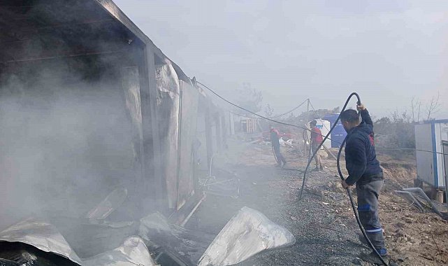 Alacağını alamayan imalatçı konteyneri ateşe verdi