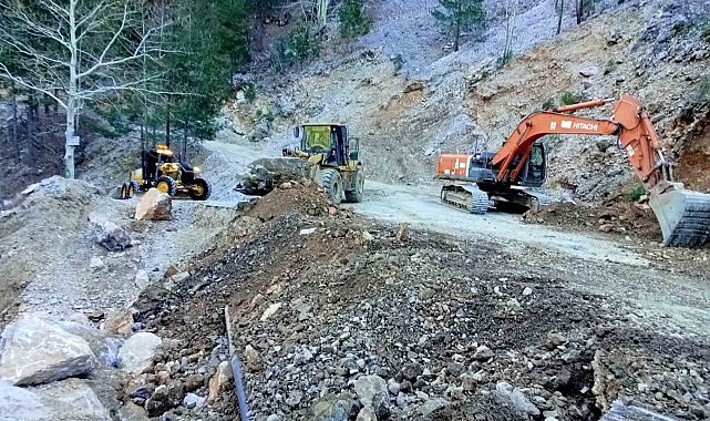 Alanya yollarında kış mesaisi sürüyor