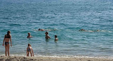 Alanya'da Mart ayında deniz keyfi