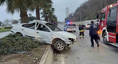 Alkolden işlem yapılan sürücü yeniden direksiyona geçip kaza yaptı: 4 yaralı