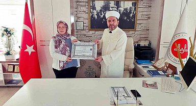 Alman kadın Kelime-i Şehadet getirerek Müslüman oldu