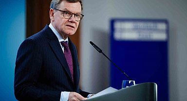 Almanya Dışişleri Bakanı Wadephul: "İran'da kontrollü bir rejim değişikliği gerçekçi olmayan bir fikirdir"