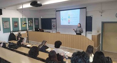 Anadolu Üniversitesi öğrencilerine İŞKUR'dan 'iş' eğitimi