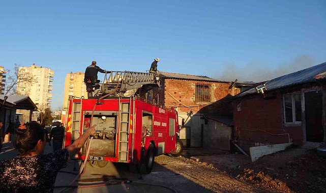 Antalya'da yaşlı çiftin evi alevlere teslim oldu