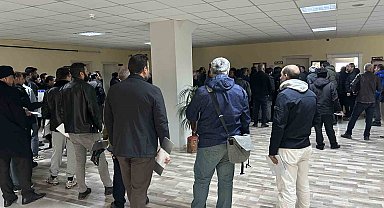 APP plaka değişiminde süre uzatıldı yoğunluk azalmadı