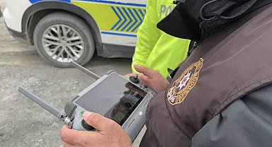 Arnavutköy'de drone destekli trafik denetimi: Hatalı sollama yapma ve ehliyetsiz araç kullanımına toplamda 96 bin 314 TL ceza