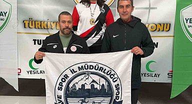 Atıcılık yarışlarında Kayseri rüzgarı