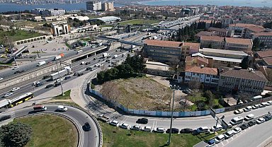 Avcılar'da 7 yıldır yaptırılmayan cami akıbetini bekliyor