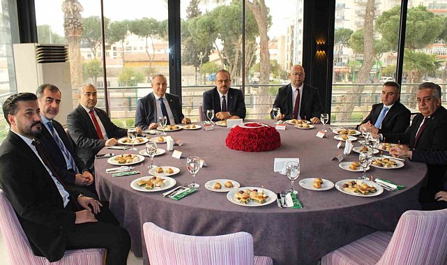 Aydın protokolü bayramlaştı