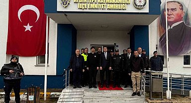 Aydıntepe'de vatandaşların ve görev başındaki personelin bayramı kutlandı