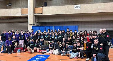 Bahçelievler Anadolu Lisesi Robotik Takımı New York'ta şampiyonluk kazandı