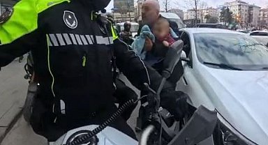 Bahçelievler'de motorize zabıta ekibi yaralı 3 aylık bebek için seferber oldu