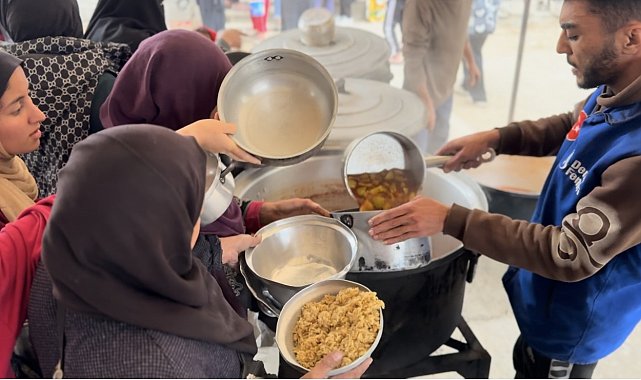 Bahçelievler'den Gazze'ye iyilik sofrası