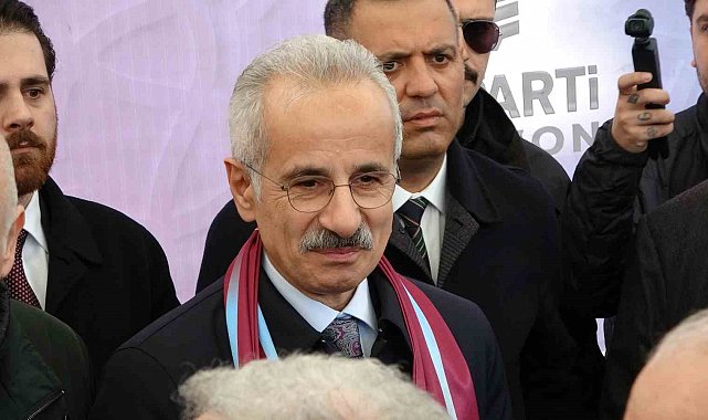 Bakan Uraloğlu: "Türkiye, tüm bu karmaşanın içerisinde bir güven adası olarak konumunu güçlü bir şekilde yürütüyor"