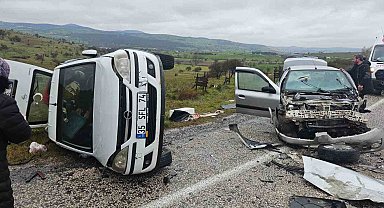 Balıkesir'de trafik kazası: 5 yaralı