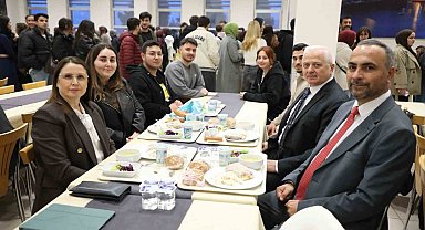 BARÜ'lü öğrenciler Ramazan ayı boyunca iftar sofrasında bir araya geldi