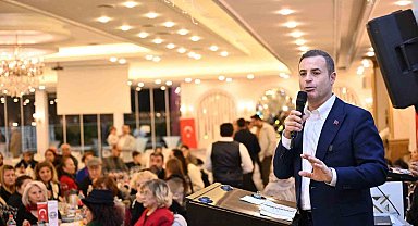 Başkan Ahmet Akın, İstanbul'daki Balıkesirliler ile kucaklaştı