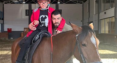 Başkan Ahmet Akın'ın örnek projesiyle korkular sevgiye dönüştü