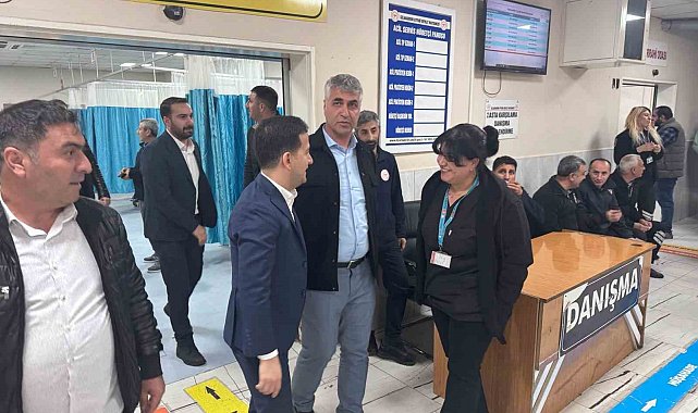 Başkan Aküzüm bayramda çalışanlarla bir araya geldi