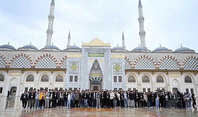 Başkan Altay: "Genç Seyyah projemizle bu yıl 25 bin 920 öğrencimizi daha İstanbul ile buluşturacağız"