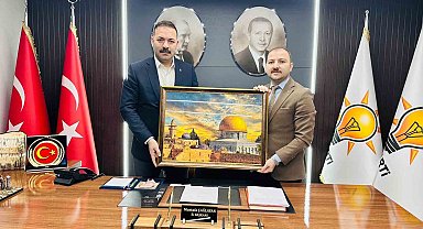 Başkan Çağlayan'a "Mescid-i Aksa" tablolu ziyaret