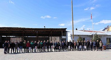 Başkan Çelebi personelle bayramlaştı