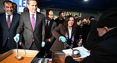 Başkan Çerçioğlu, Bakan Bayraktar ile birlikte iftarda vatandaşlarla bir araya geldi