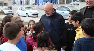 Başkan Çolakbayrakdar: "Evlatlarımız için her parka toprak alan yapıyoruz"