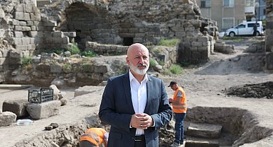 Başkan Çolakbayrakdar: "Şehrimizin ilk medresesi, şehir akademisi kimliğiyle yeniden hayat bulacak"