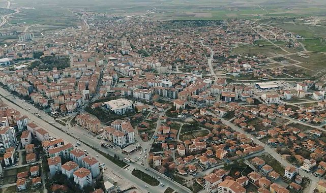 Başkan Dere'den ikinci yıl mesajı: "Yaptığımız her hizmeti Sungurlu'muzun evlatlarına armağan ediyoruz"