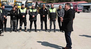 Başkan Dökmeci'den yüzleri güldüren bayram ikramiyesi