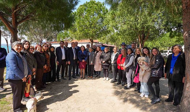 Başkan Gençay vatandaşlarla bayramlaştı