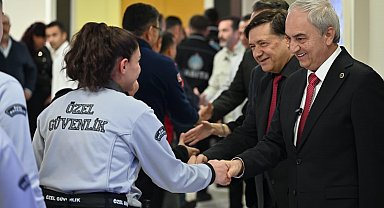 Başkan Kocagöz belediye personeliyle bayramlaştı