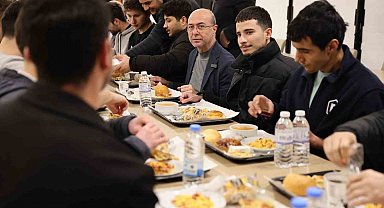 Başkan Pekyatırmacı: "Öğrencilerimizin her zaman yanında olmaya devam edeceğiz"