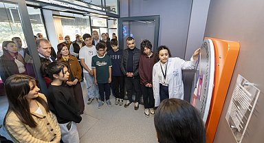 Başkan Seçer: "Aratos Matematik Evi, öğrencilerimiz için son derece güzel bir bilim atölyesi"