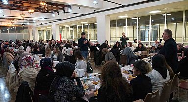 Başkan Sunar'dan Palandökenli esnaf kadınlara iftar