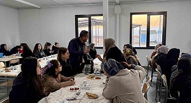 Başkan Ulutaş, iftarda vatandaşlarla bir araya geldi
