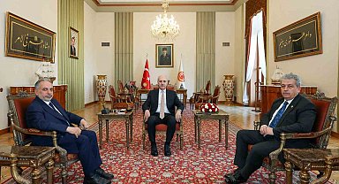 Başkan Yalçın'dan Meclis Başkanı Kurtulmuş'a anlamlı ziyaret