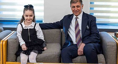 Başkanlık makamında gurur veren buluşma