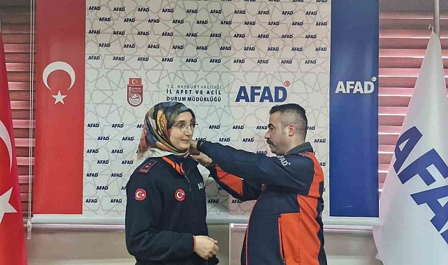 Bayburt AFAD'da arama kurtarma personellerine rütbe takıldı