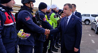 Bayburt'ta görev başındaki güvenlik güçlerinin bayramı kutlandı