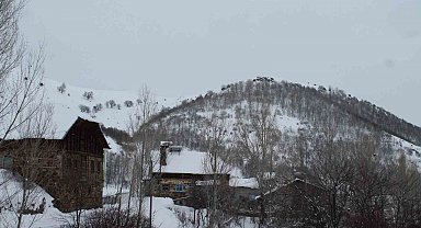 Bayburt'ta karla karışık yağmur, yüksek kesimlerde kar bekleniyor