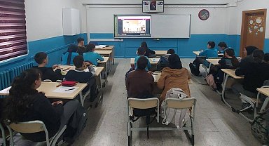 Bayburt'ta öğrencilere finansal okuryazarlık eğitimi verildi