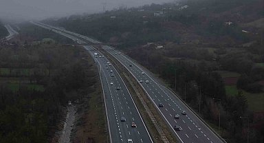 Bayram tatili bitiyor, dönüş başladı: Yollarda bayram trafiği