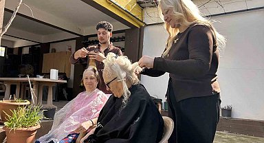 Bergama'da şehit ve gazi ailelerine bayram öncesi saç bakımı