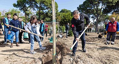 Beton söküldü, umut filizlendi