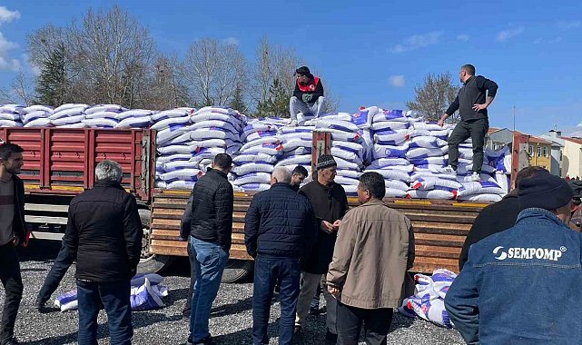 Beyşehir'de çiftçilere nohut tohumu dağıtıldı