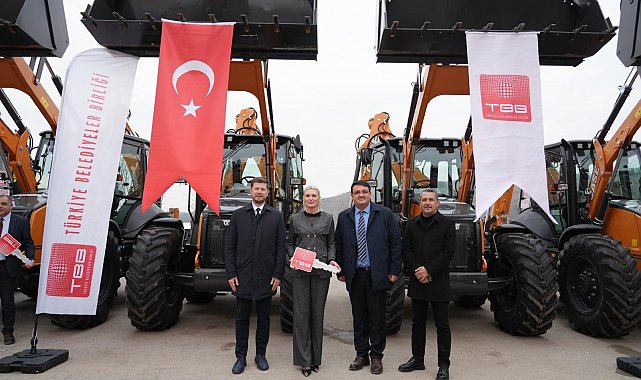 Bilecik Belediyesine hibe kepçe desteği